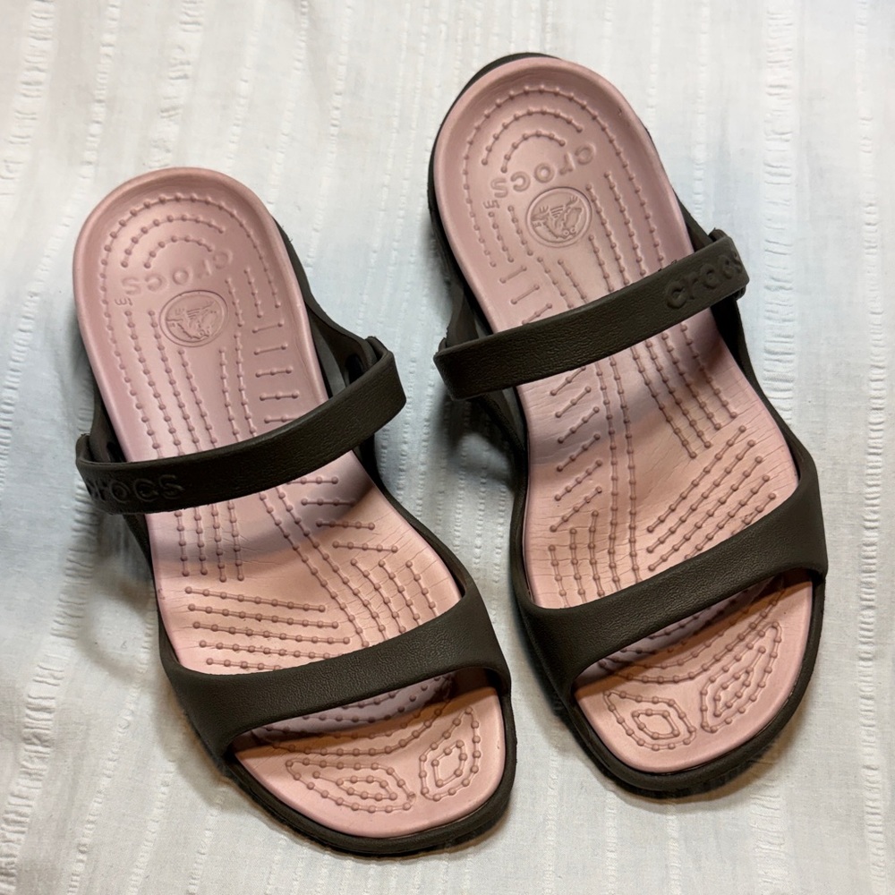CROCS Cleo Open Toe Dual-Tone Brown Pink Slides Slip On Sandals Women’s 7